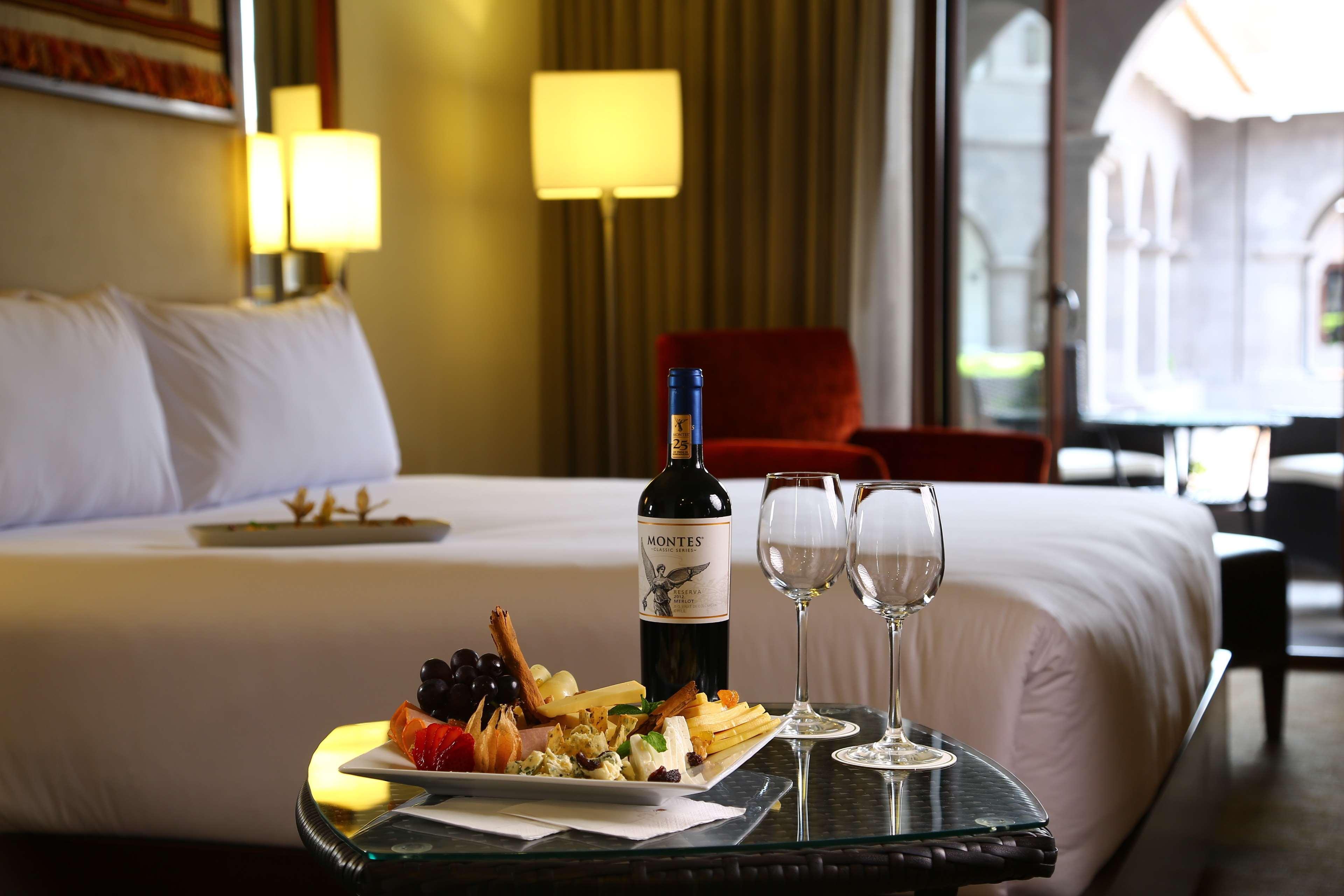 Hilton Garden Inn Cusco Bagian luar foto