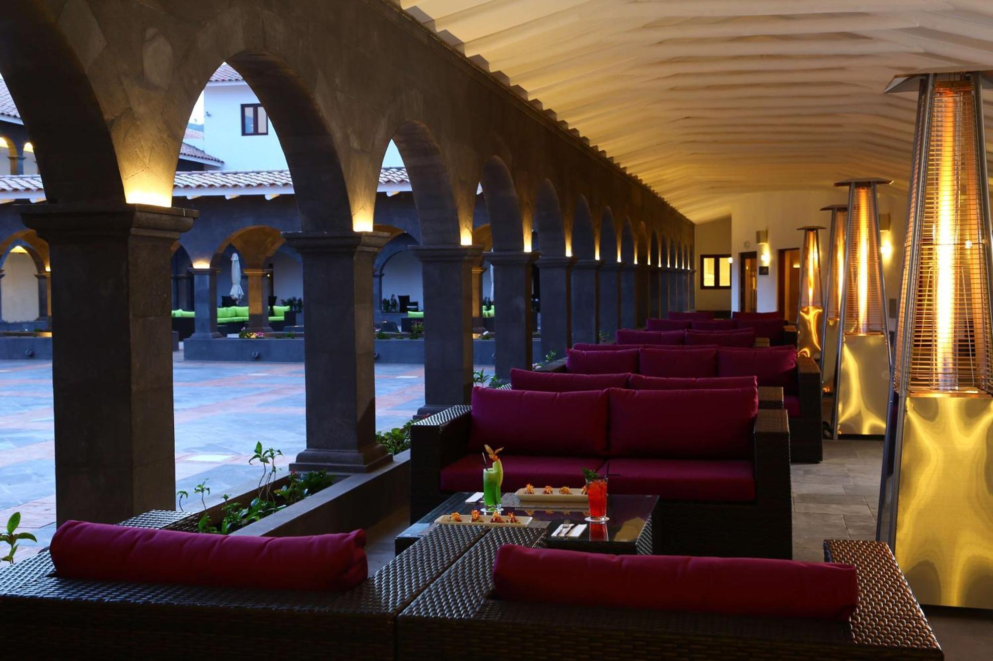 Hilton Garden Inn Cusco Bagian luar foto