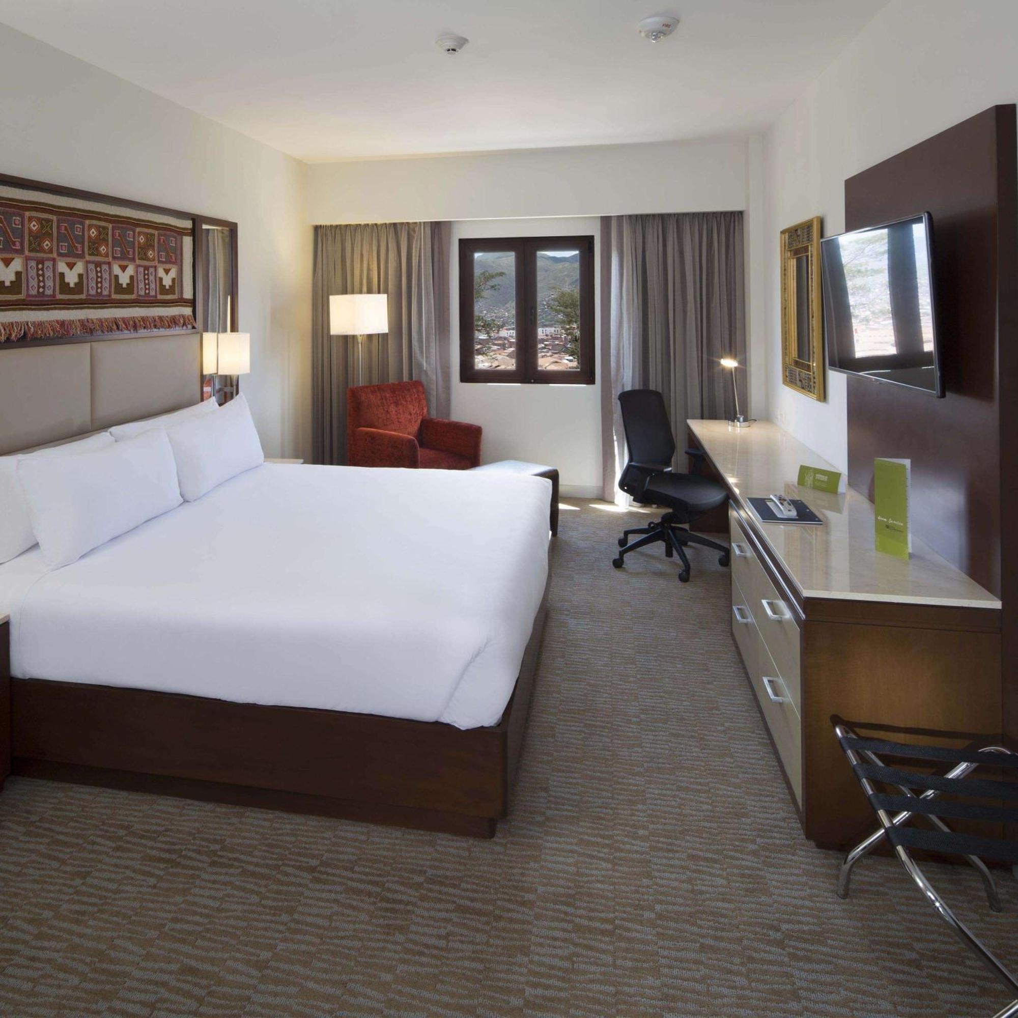 Hilton Garden Inn Cusco Bagian luar foto