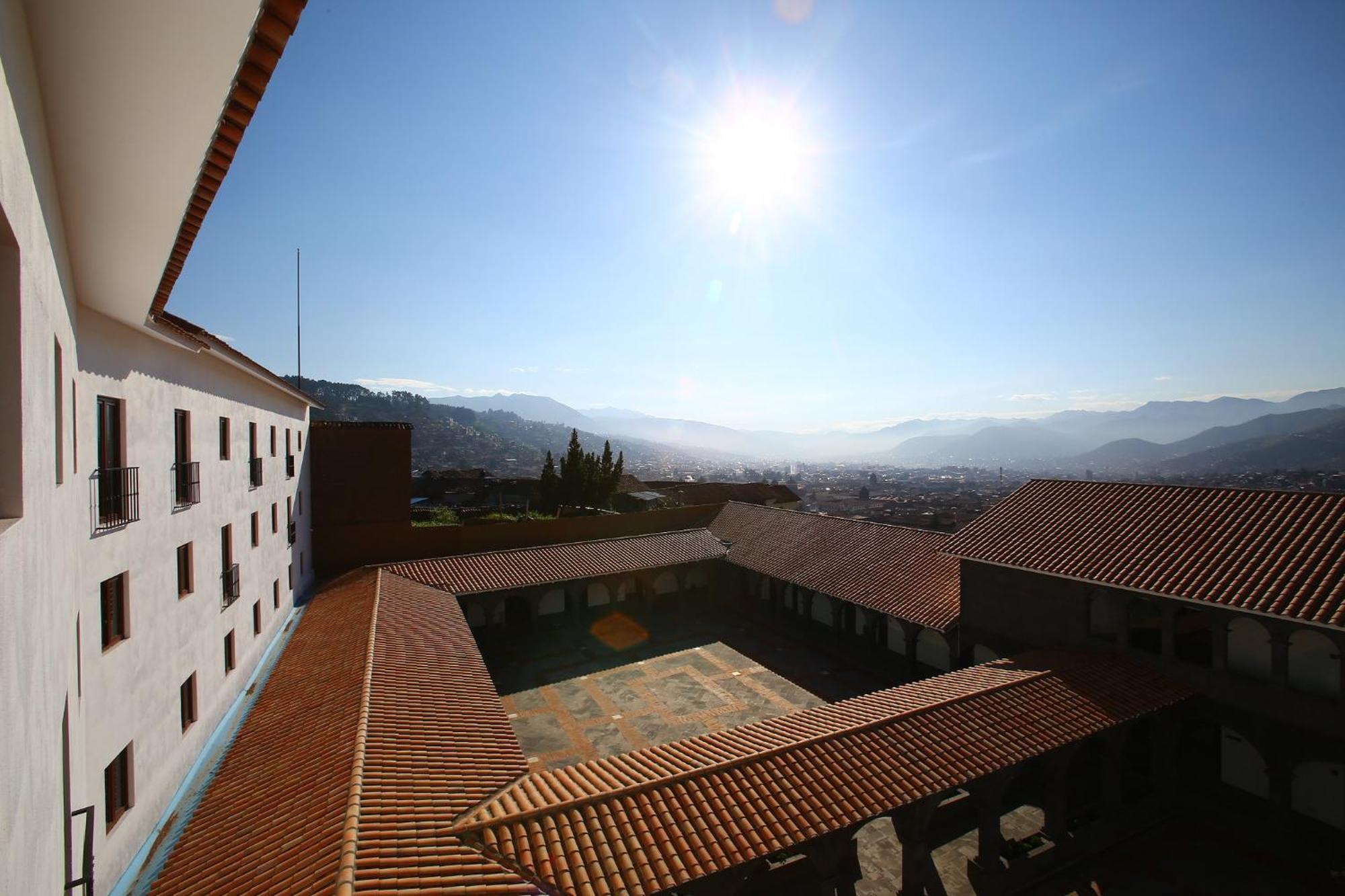 Hilton Garden Inn Cusco Bagian luar foto